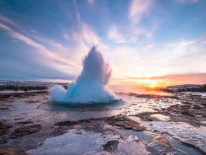 Agua caliente de Geyser